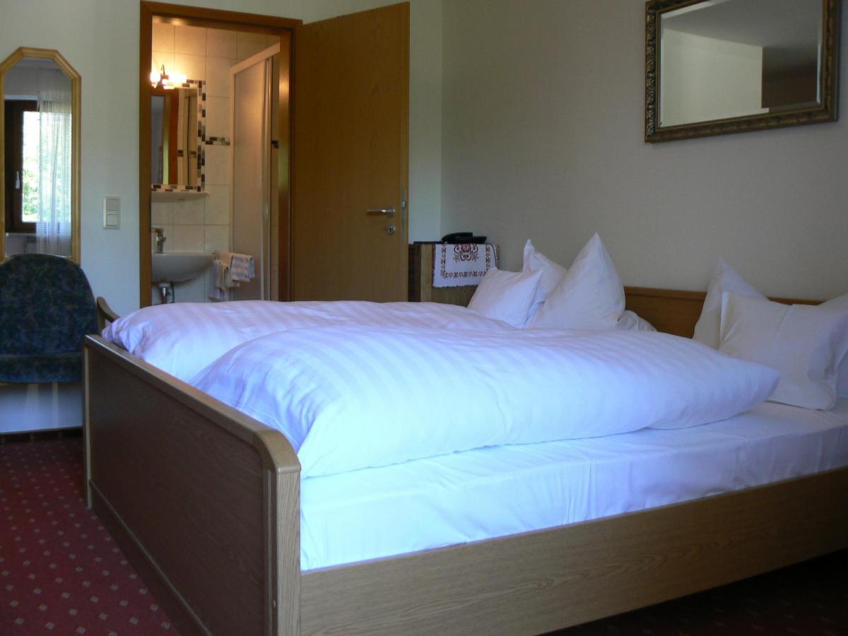 Haus Evelyn / Haus Heidemarie Hotel Bad Fussing Phòng bức ảnh